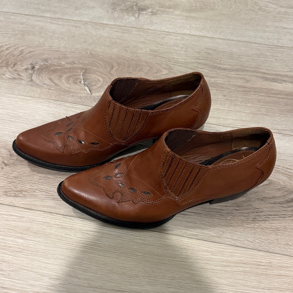 Reba Tan Leather Western Loafers Pointed Toe Comfort Shoes Women's Size 6.5 - Picture 3 of 5